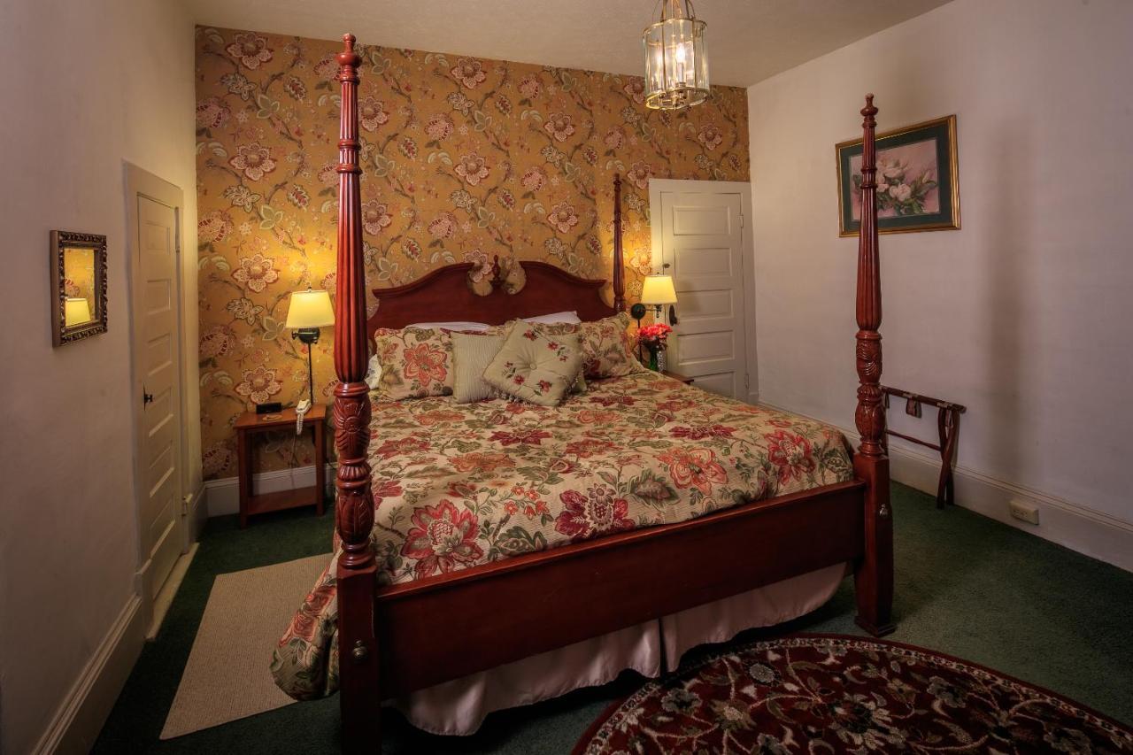 Taylor House Inn Banner Elk Bagian luar foto