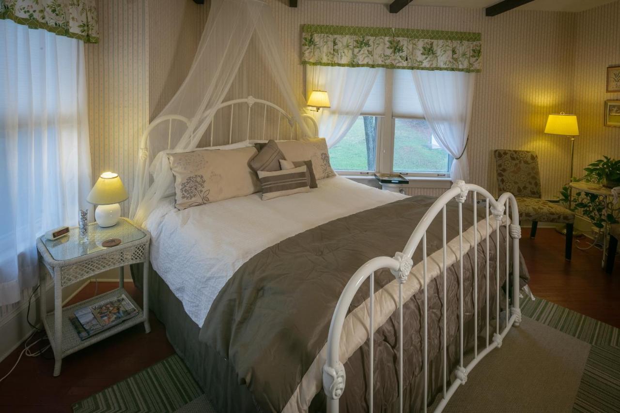 Taylor House Inn Banner Elk Bagian luar foto