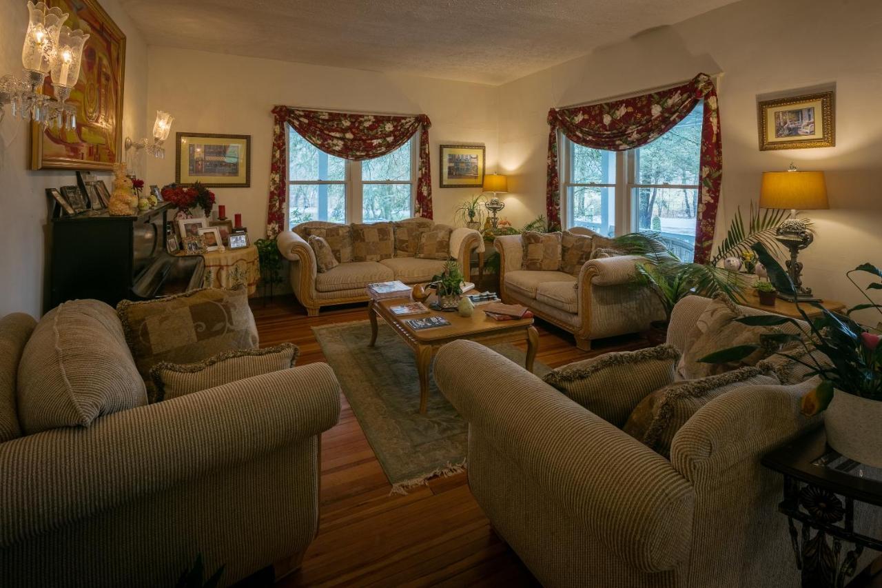 Taylor House Inn Banner Elk Bagian luar foto